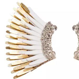 ISO Mignonne Gavigan gold/white right earring